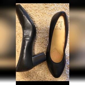 Naturalizer Black Naomi Blocked Heel Pumps size 8